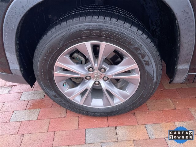 Used 2015 Toyota Highlander Plus image 10