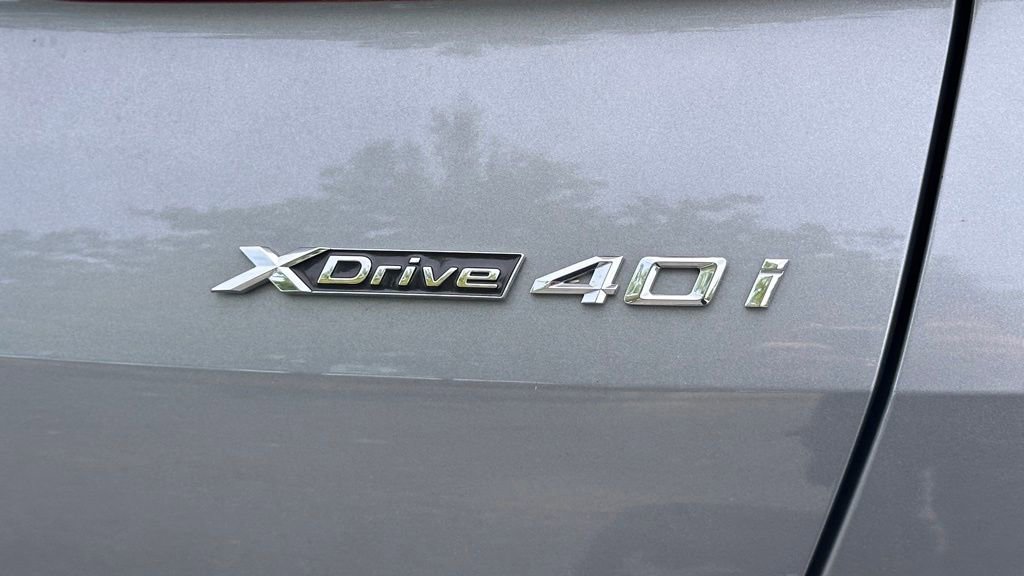 Used 2025 BMW X6 xDrive40i w/ Premium Package AWD/4WD image 9