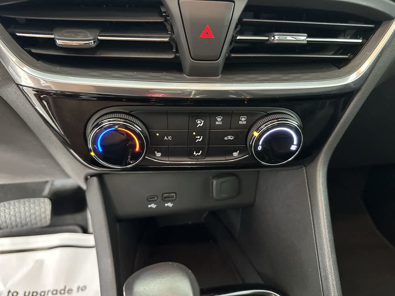 Used 2024 Buick Encore GX Sport Touring w/ Comfort Package AWD/4WD image 19
