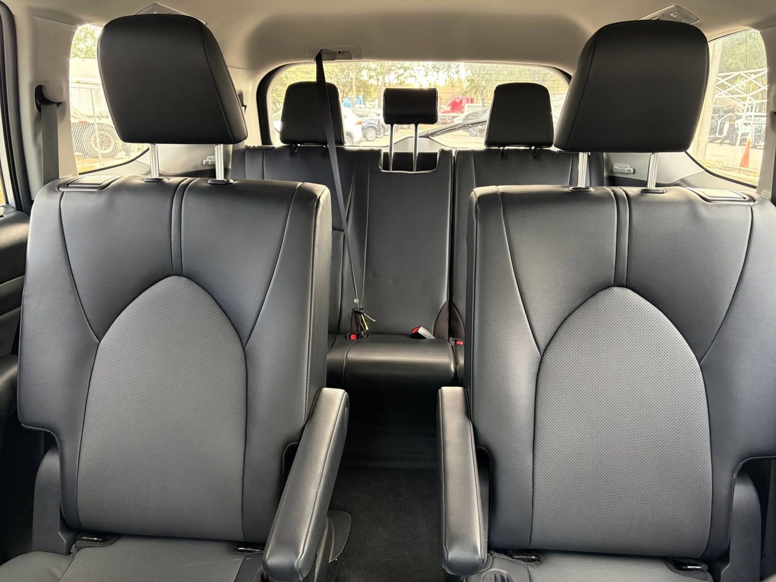 Used 2025 Toyota Grand Highlander FWD image 33
