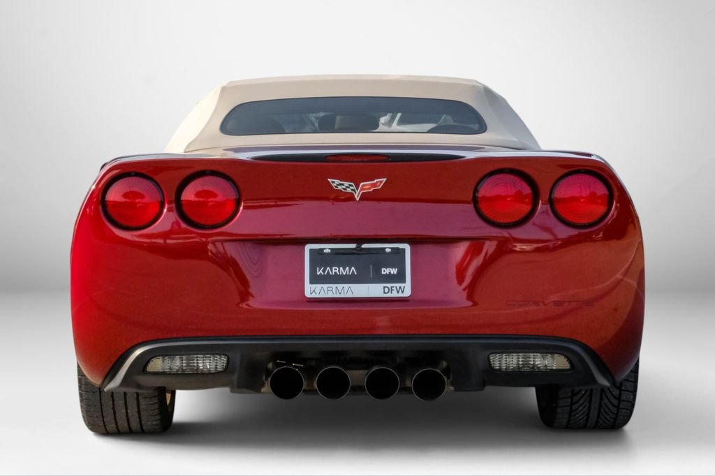 Used 2007 Chevrolet Corvette Convertible w/ Preferred Equipment Group RWD image 8