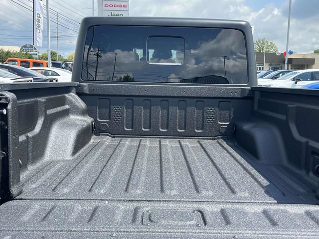 New 2026 Jeep Gladiator Sport AWD/4WD image 17