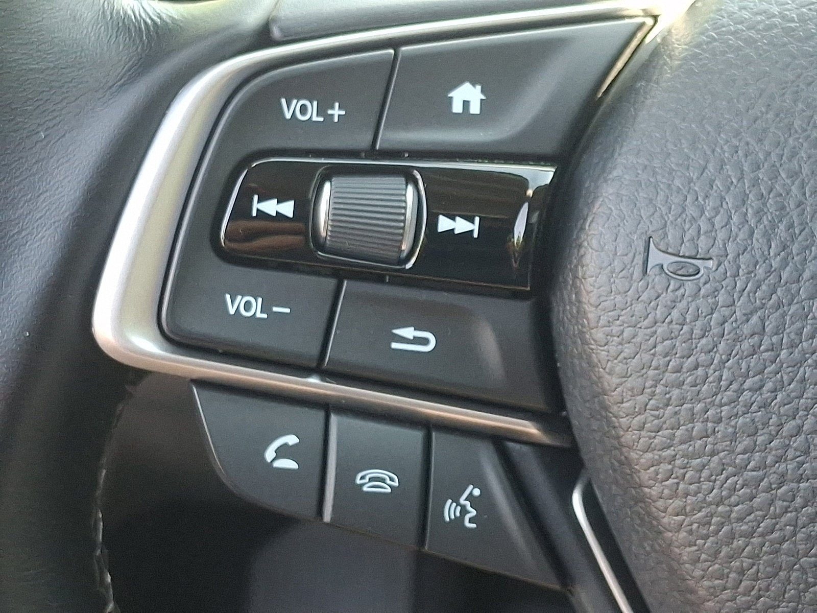 Used 2021 Honda Accord EX-L image 21