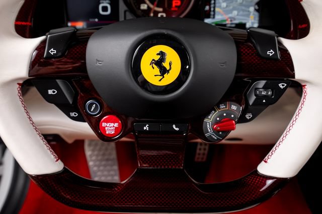 Used 2021 Ferrari 812 GTS RWD image 36