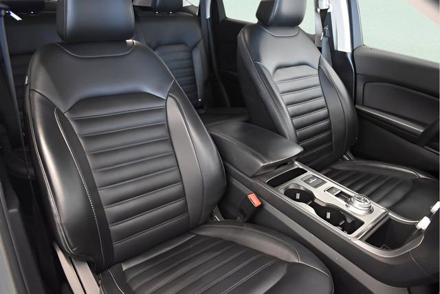 Used 2022 Ford Edge SEL image 6