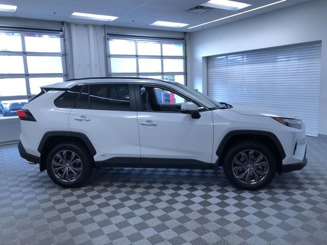 Used 2024 Toyota RAV4 Limited w/ Advanced Technology Package AWD/4WD image 36