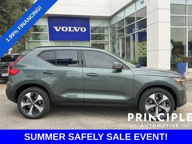 New 2026 Volvo XC40 B4 Core FWD image 7