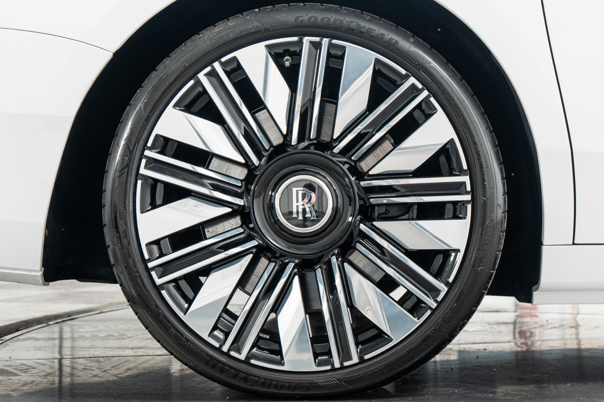 Used 2026 Rolls-Royce Ghost AWD/4WD image 45