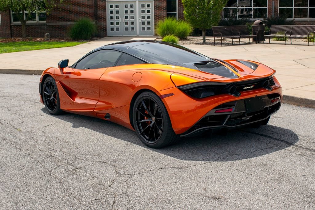 Used 2018 McLaren 720S Performance RWD image 5