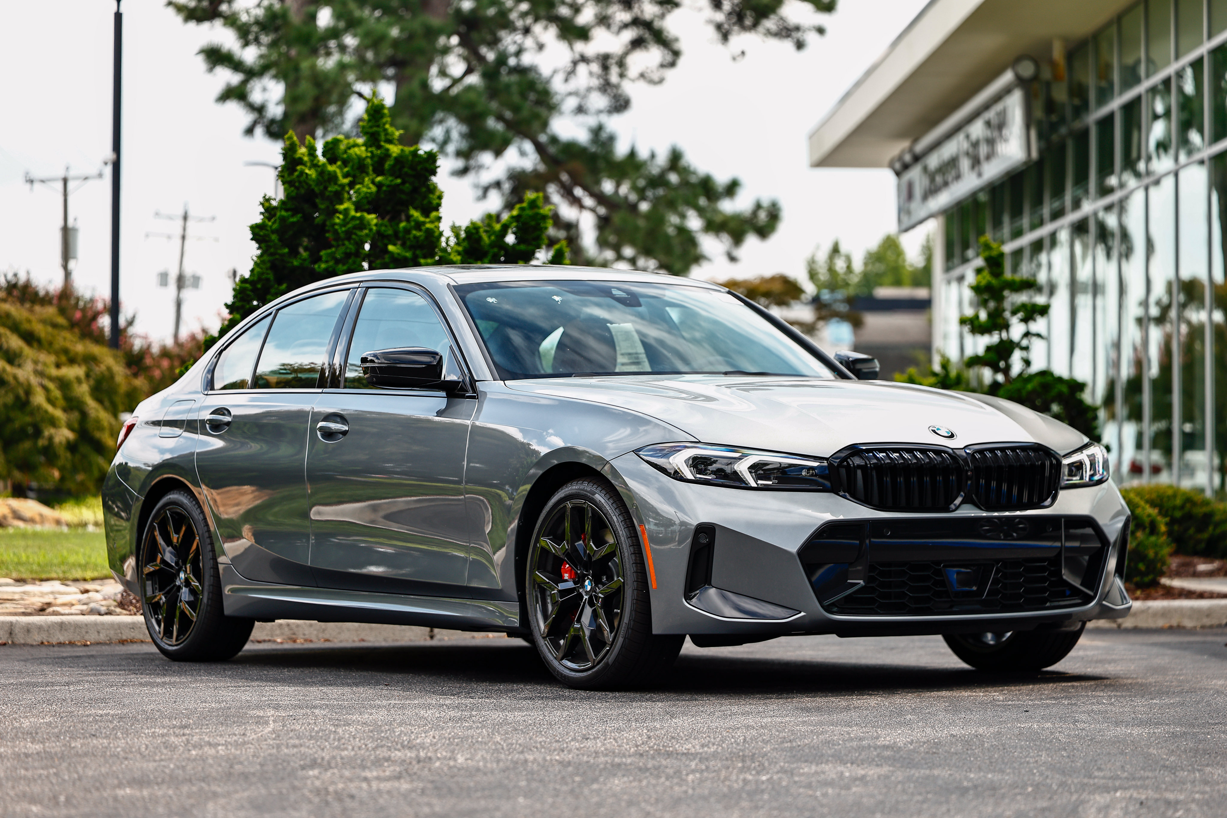 New 2026 BMW 330i Sedan RWD image 1