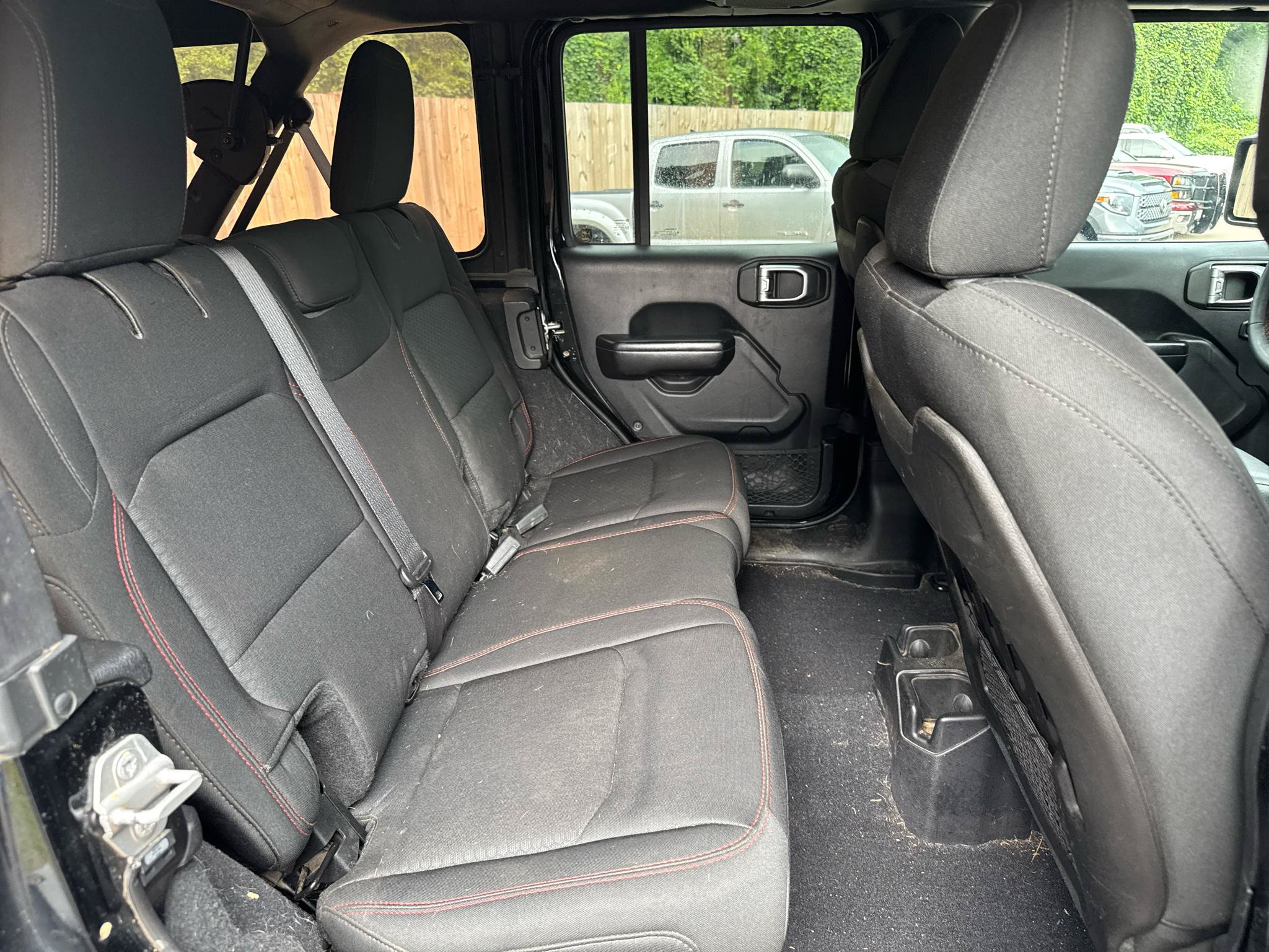 Used 2019 Jeep Wrangler Unlimited Rubicon AWD/4WD image 23