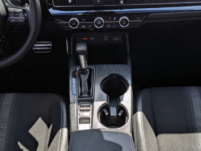 Used 2024 Honda Civic Sport image 16