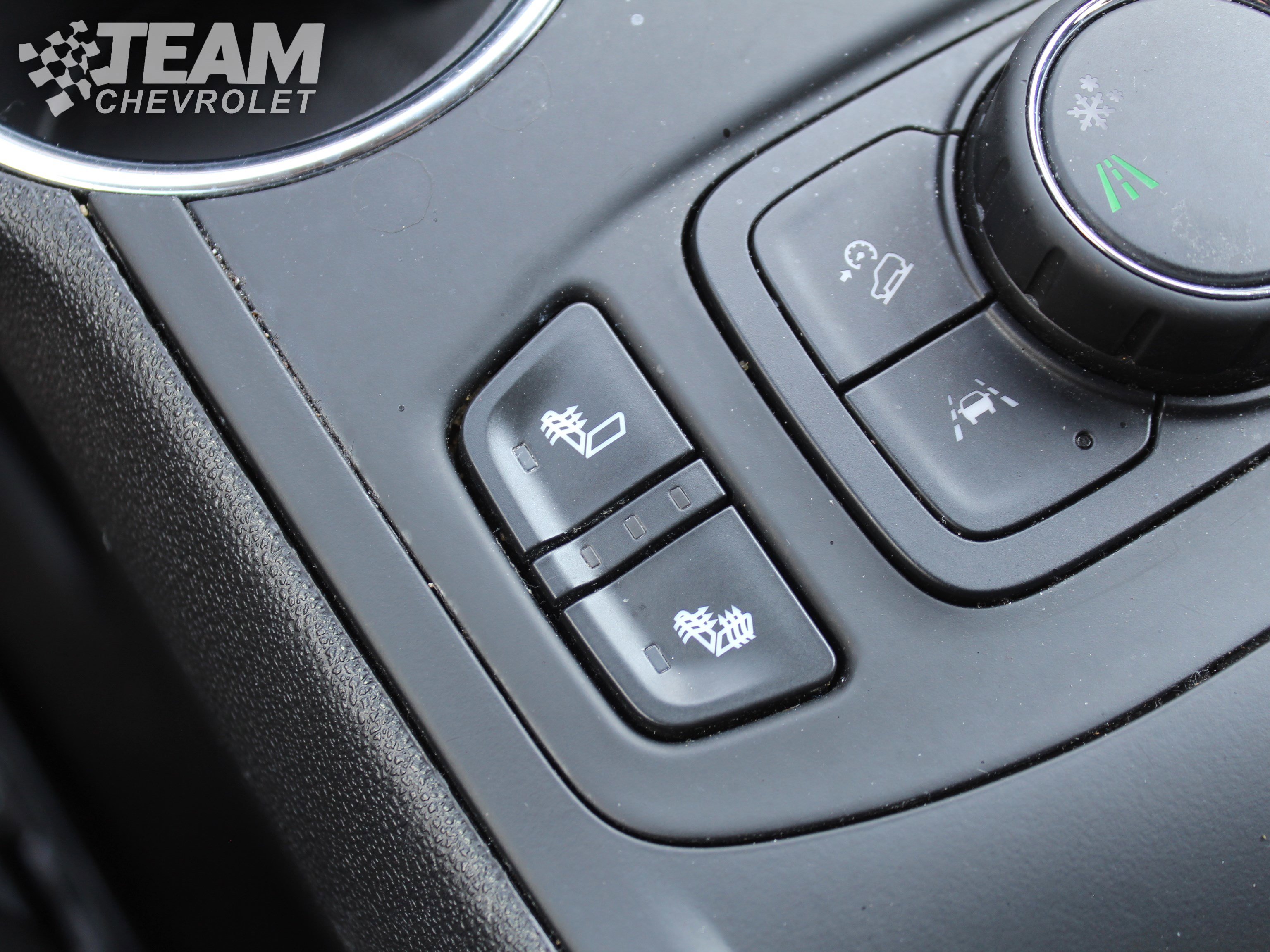 Used 2024 GMC Terrain SLT image 18