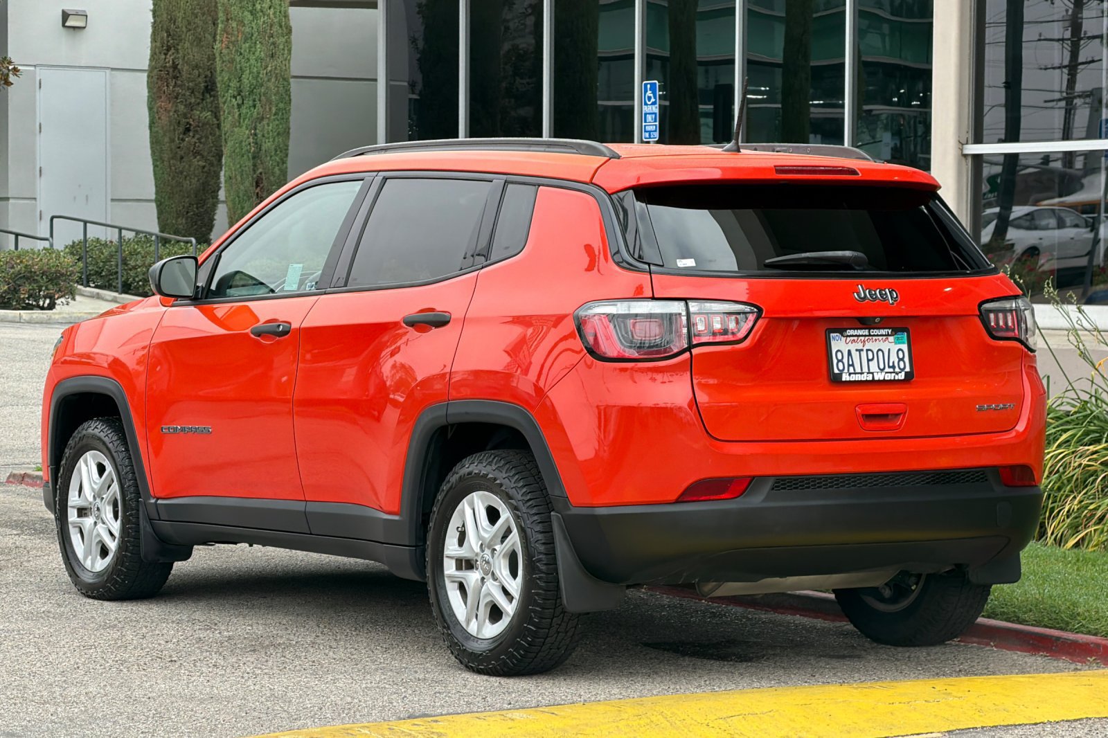 Used 2018 Jeep Compass Sport FWD image 6