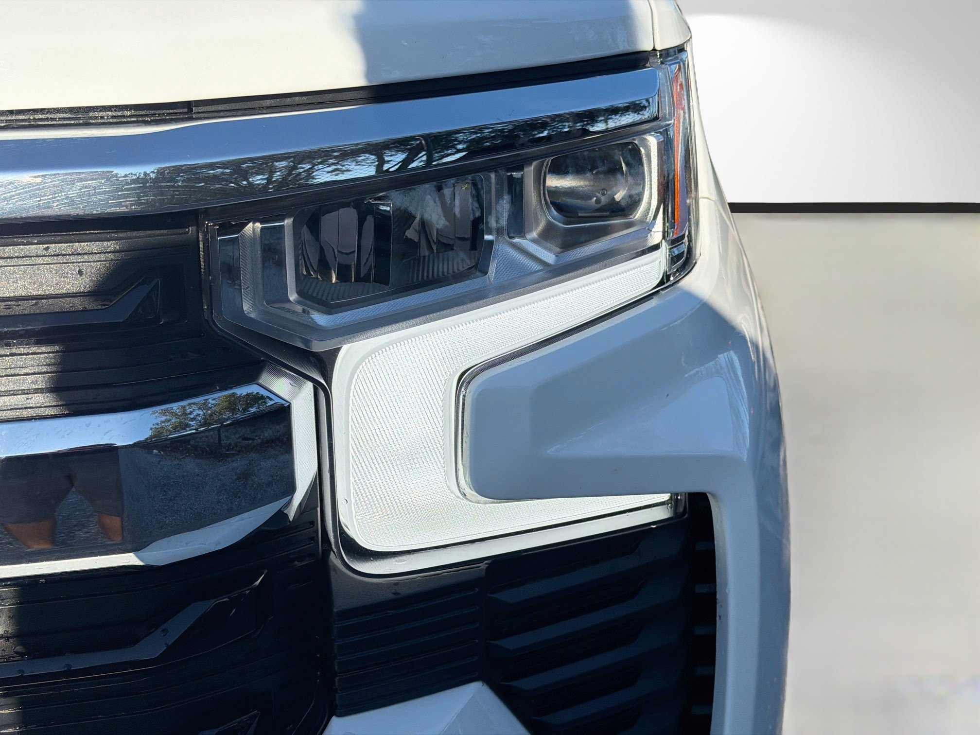 Used 2023 Chevrolet Silverado 1500 LT RWD image 9