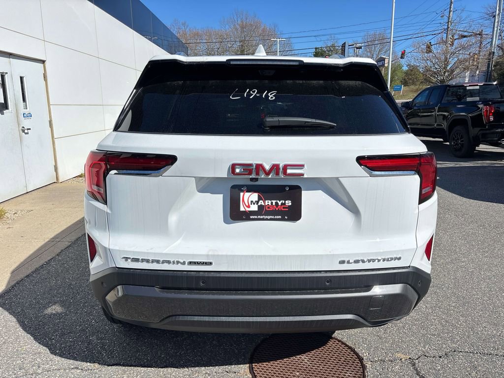 New 2026 GMC Terrain Elevation w/ Elevation Premium Package AWD/4WD image 3