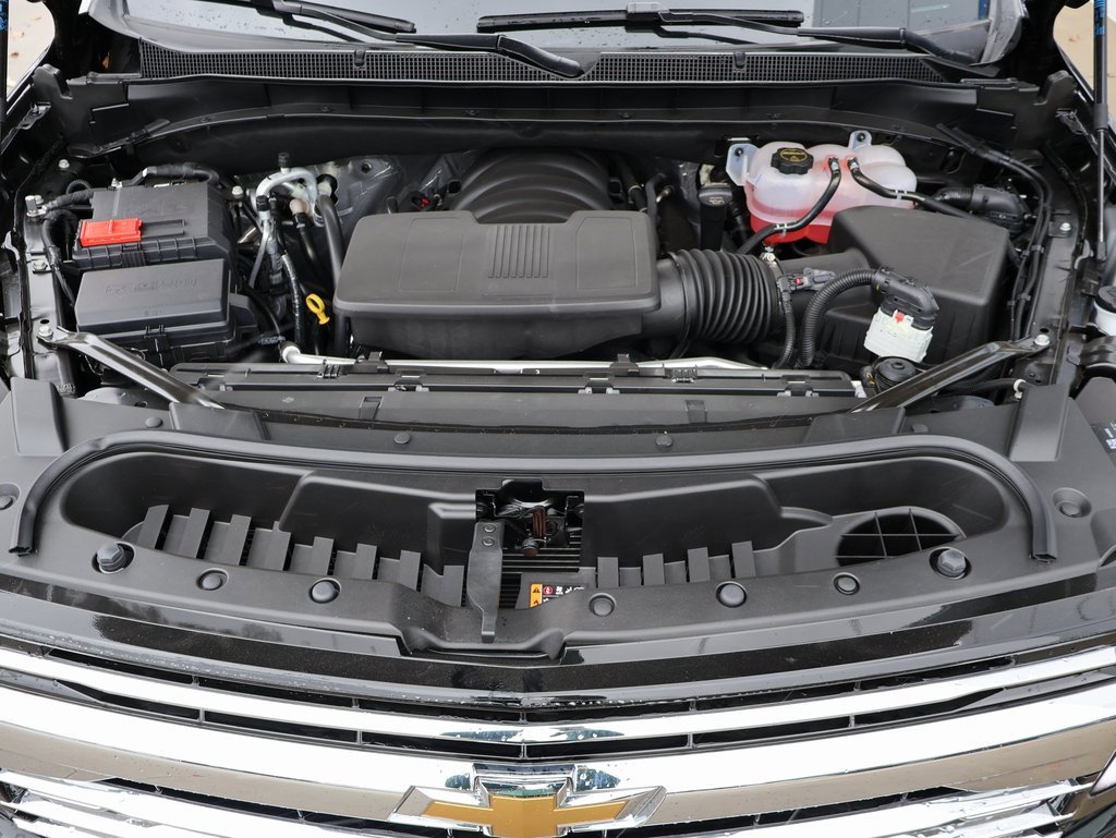 New 2025 Chevrolet Suburban Premier w/ Sun And Tow Package image 52