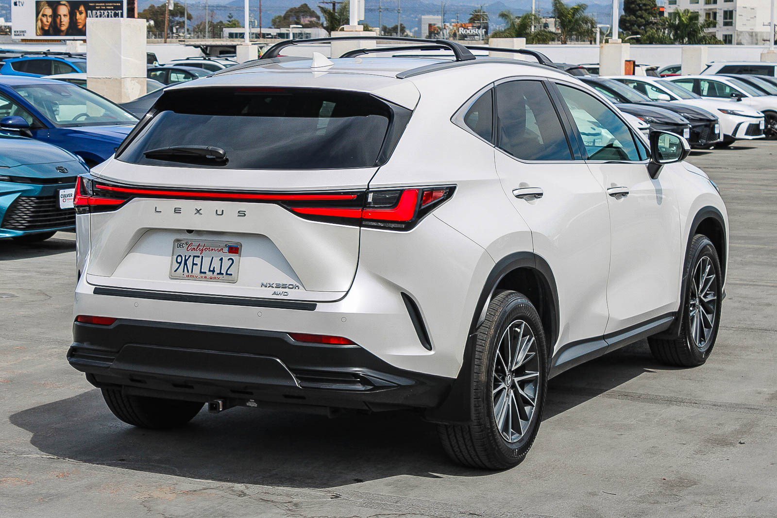 Used 2024 Lexus NX 350h AWD w/ Vision Package image 9