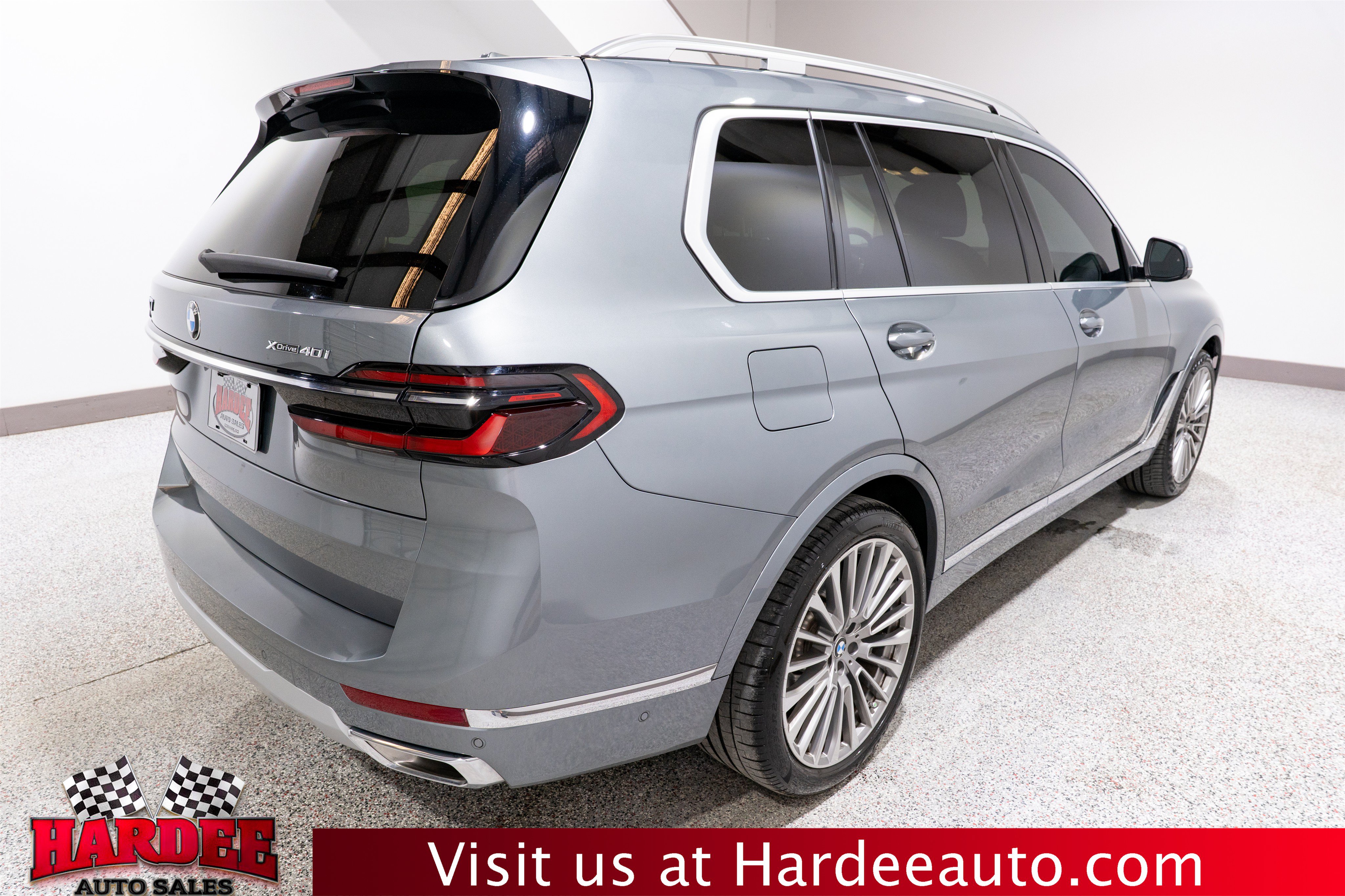 Used 2023 BMW X7 xDrive40i w/ Premium Package AWD/4WD image 5