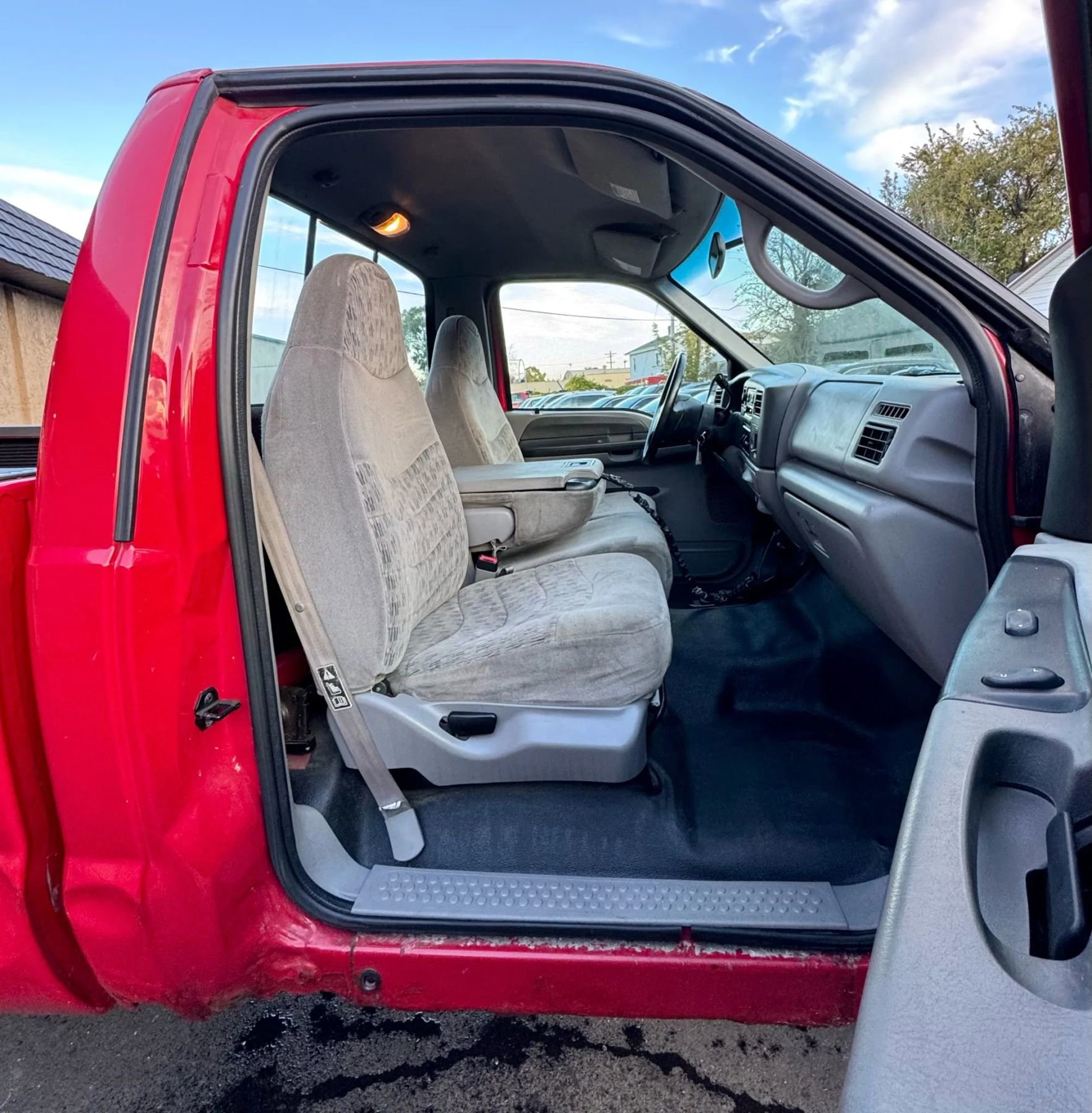 Used 2000 Ford F250 4x4 Regular Cab Super Duty image 10