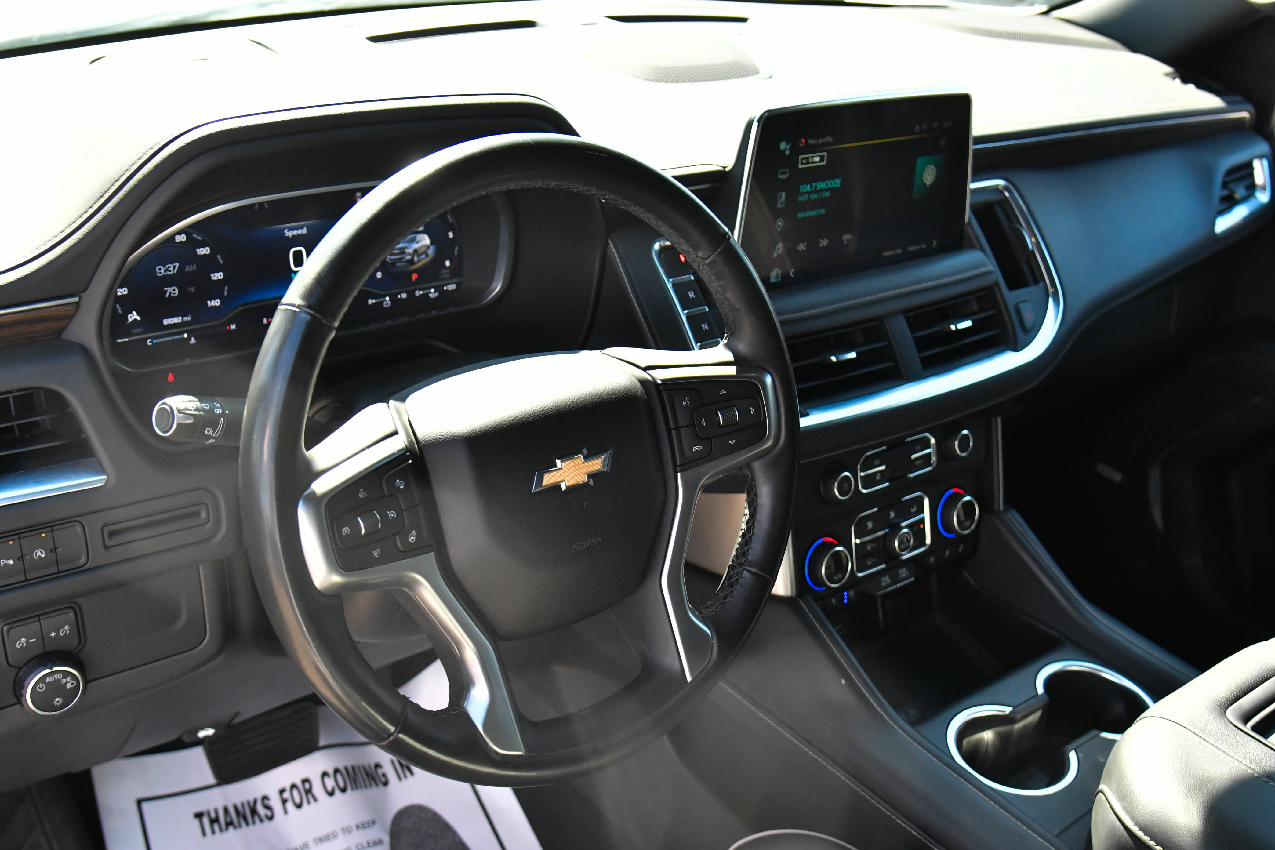 Used 2023 Chevrolet Suburban Premier RWD image 16