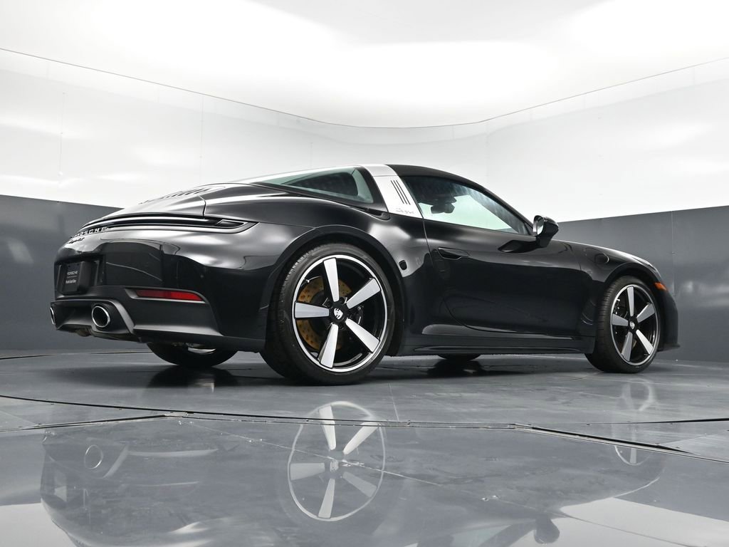 Certified 2026 Porsche 911 Targa 4S AWD/4WD image 29