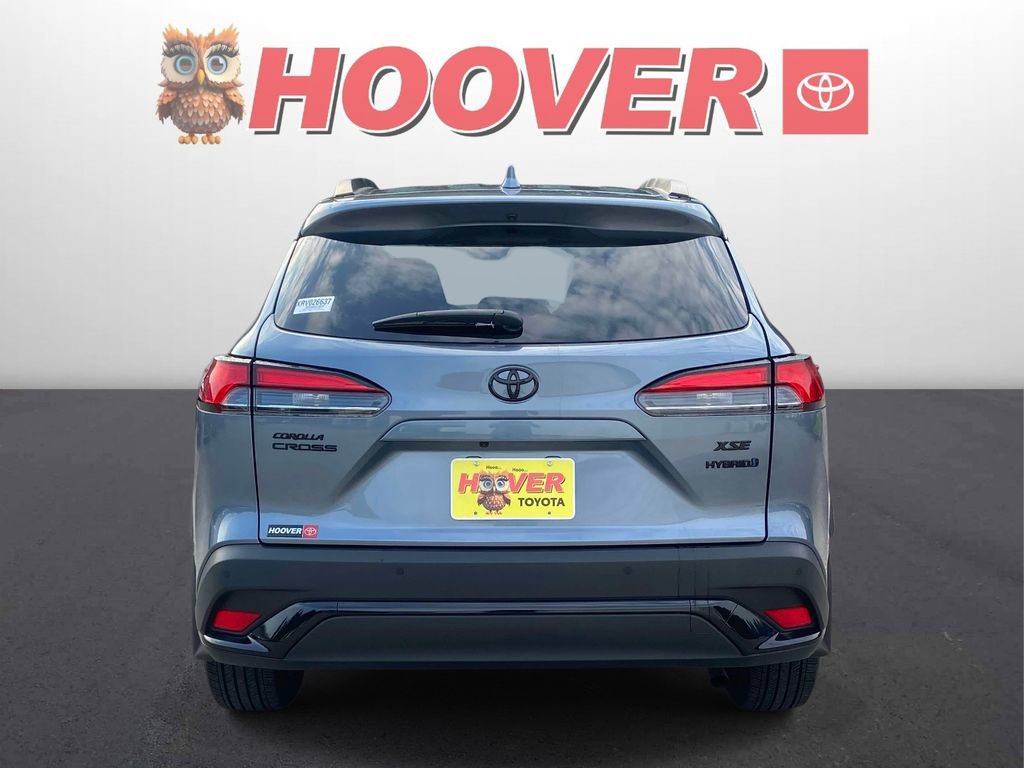 Used 2024 Toyota Corolla Cross AWD Hybrid w/ Convenience Package image 3
