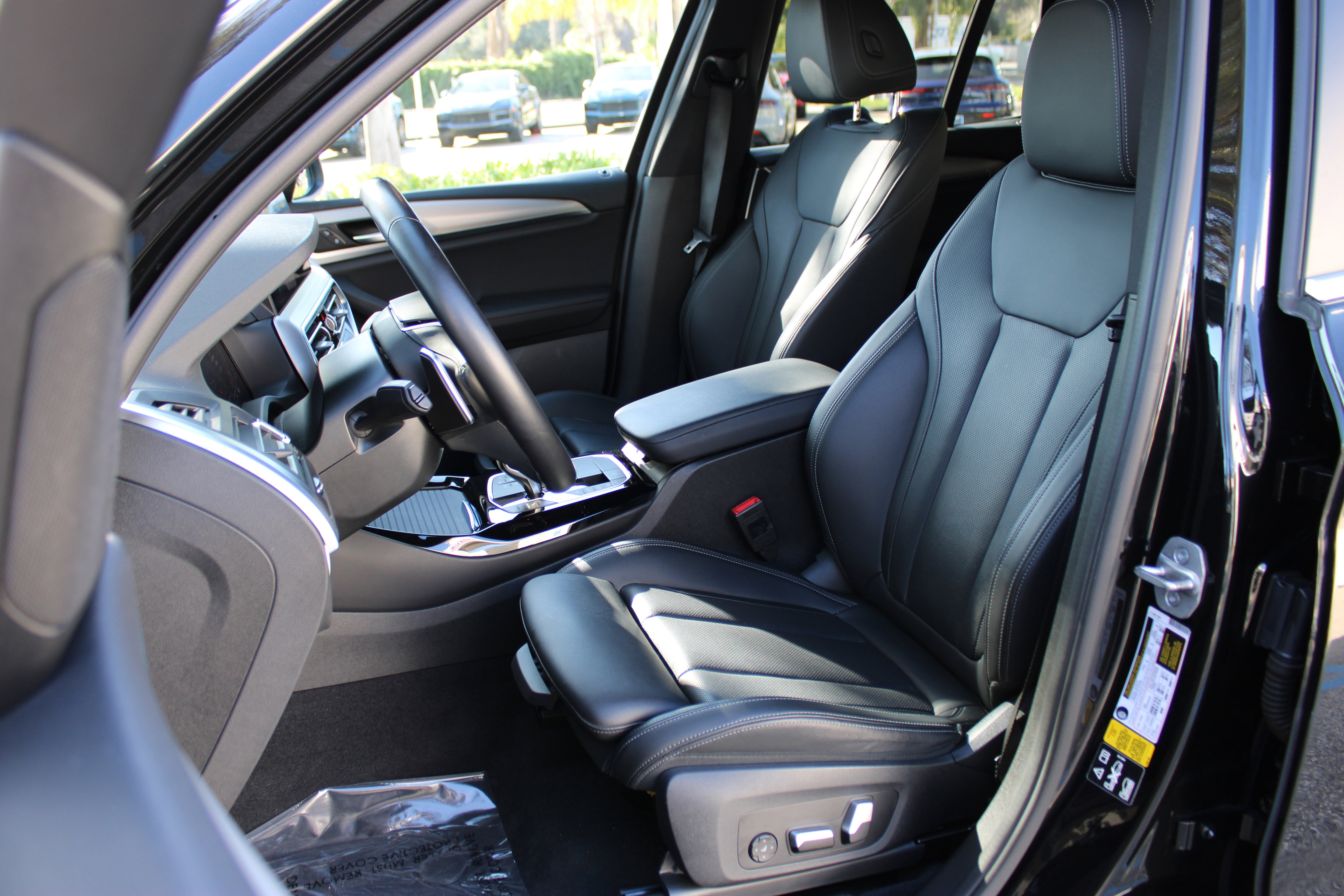 Used 2023 BMW X3 xDrive30i w/ Convenience Package w/ZPA image 16