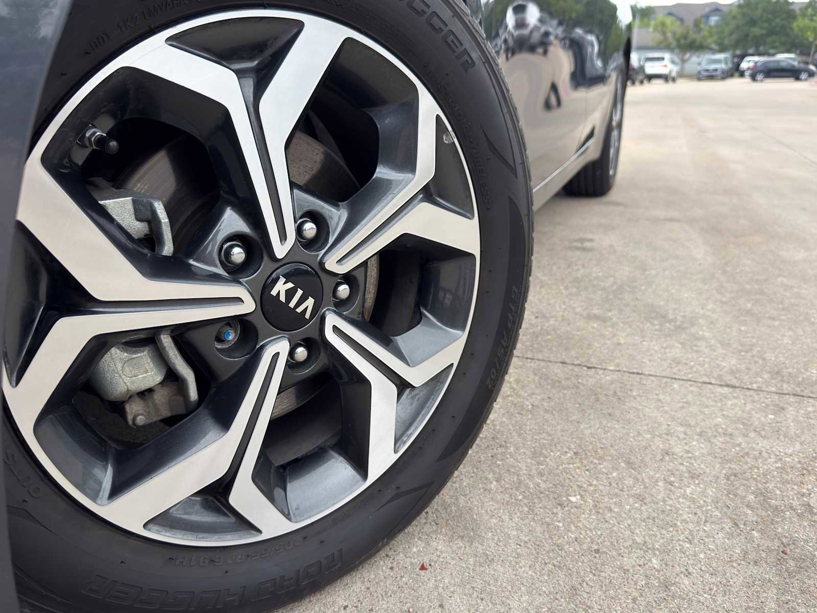 Certified 2021 Kia Forte LXS FWD image 4