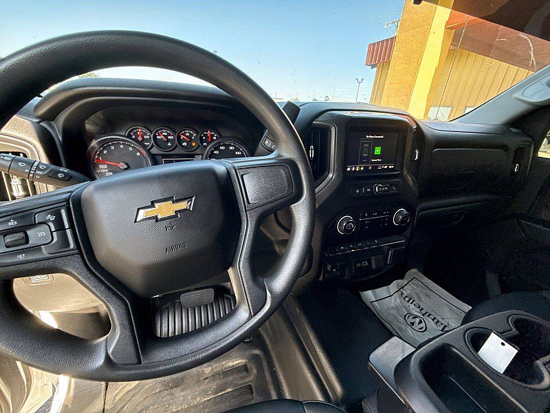 Used 2024 Chevrolet Silverado 1500 W/T w/ Trailering Package AWD/4WD image 12