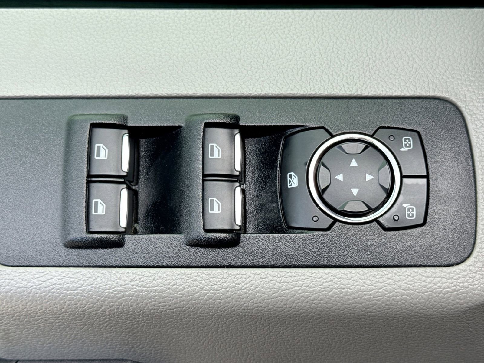 Used 2016 Ford F150 XL w/ Equipment Group 101A Mid AWD/4WD image 19