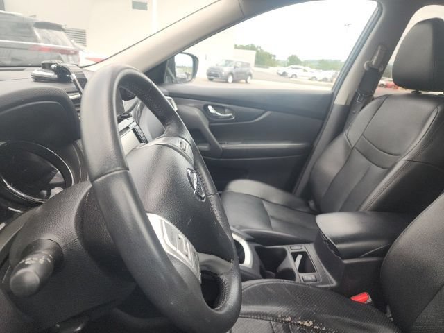 Used 2016 Nissan Rogue SL AWD/4WD image 13