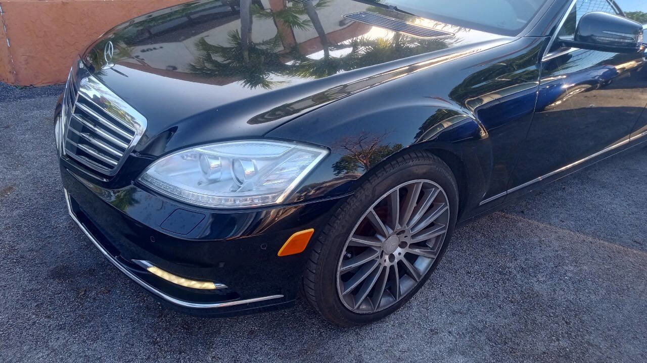 Used 2013 Mercedes-Benz S 550 4MATIC image 3