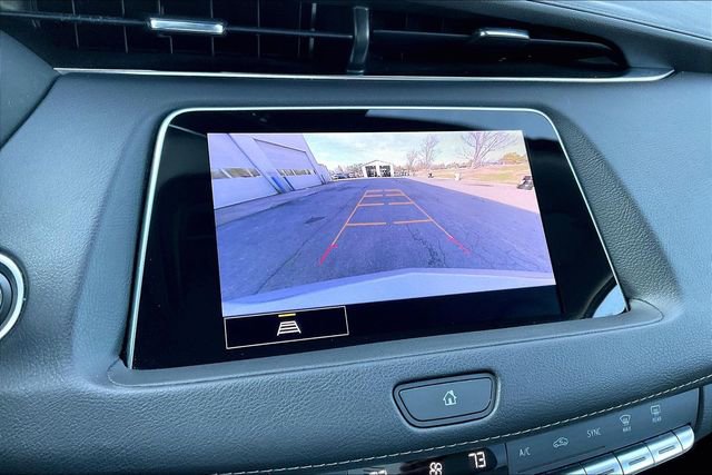 Used 2022 Cadillac XT4 Premium Luxury w/ Safety Alert Package image 11