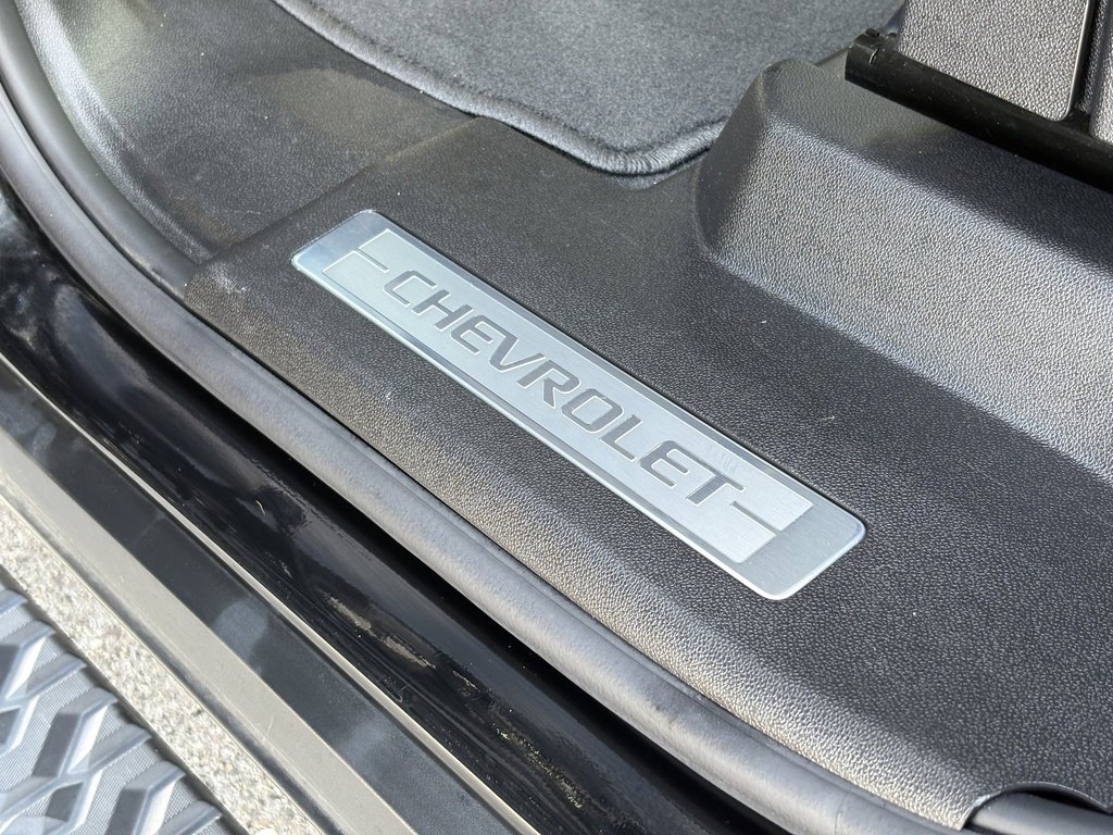 Used 2025 Chevrolet Tahoe Z71 w/ Z71 Off-Road Package image 25