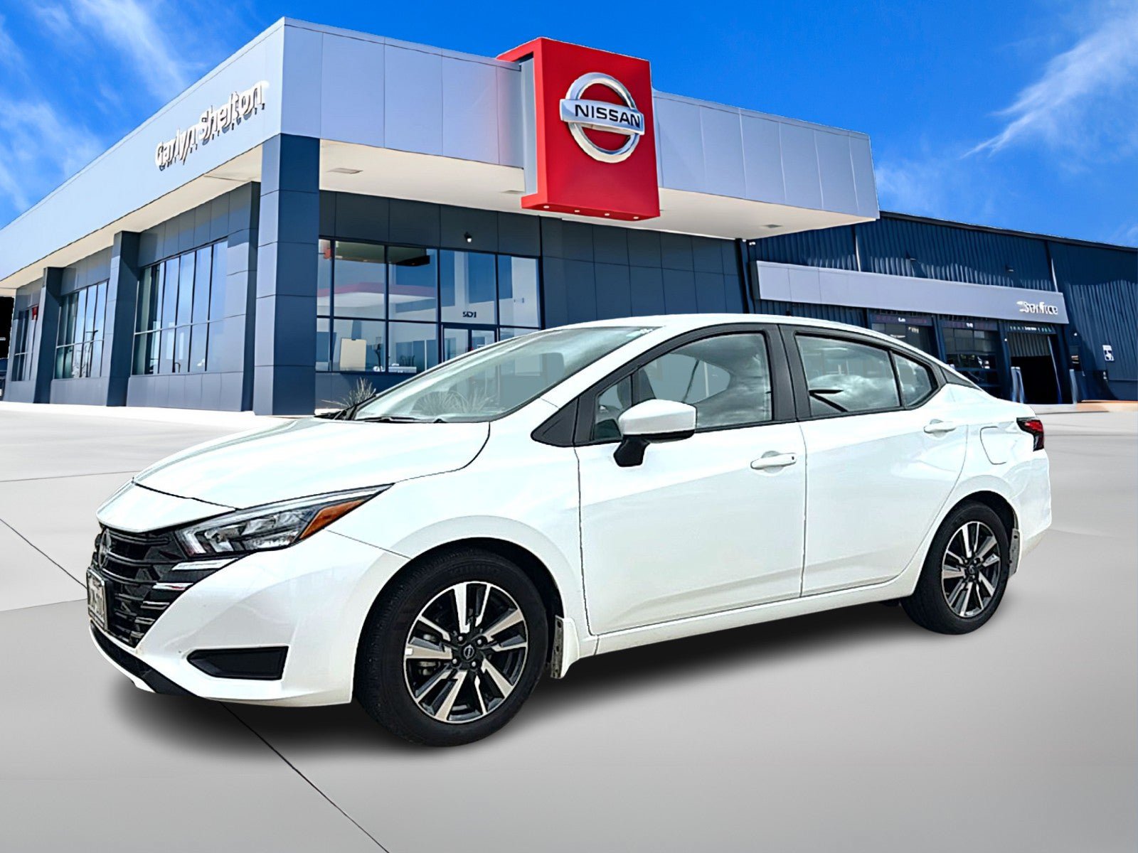 Used 2025 Nissan Versa SV w/ Trunk Package