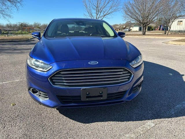 Used 2013 Ford Fusion SE image 3