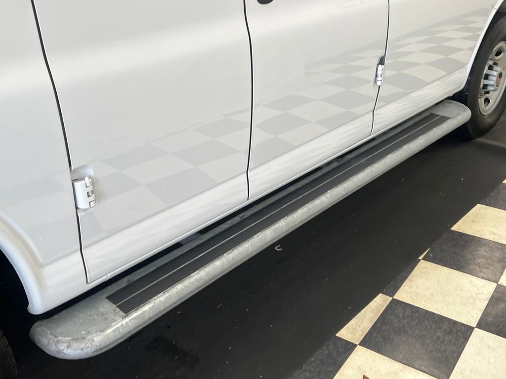 Used 2024 GMC Savana 2500 w/ Driver Convenience Package RWD image 15