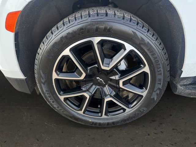 Certified 2023 Chevrolet Suburban RST w/ Luxury Package image 9