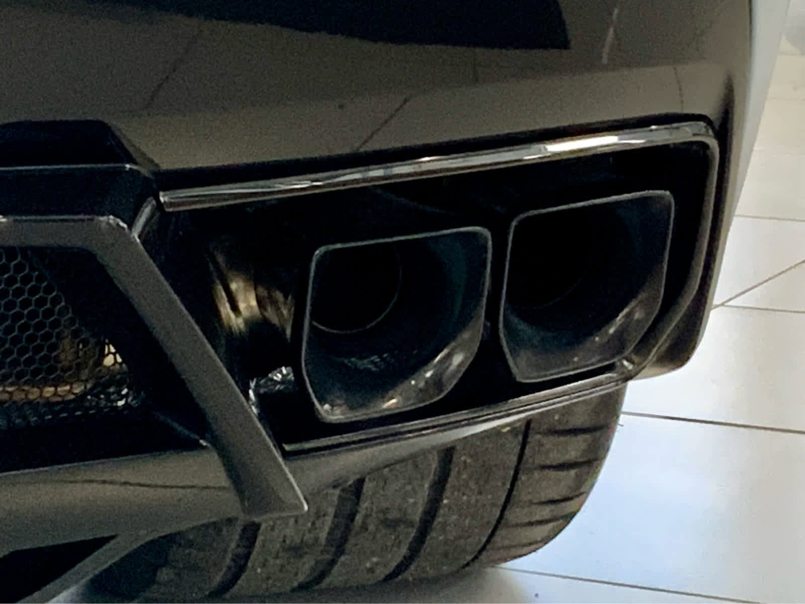 Used 2023 Chevrolet Corvette Stingray Coupe w/ Z51 Performance Package image 19