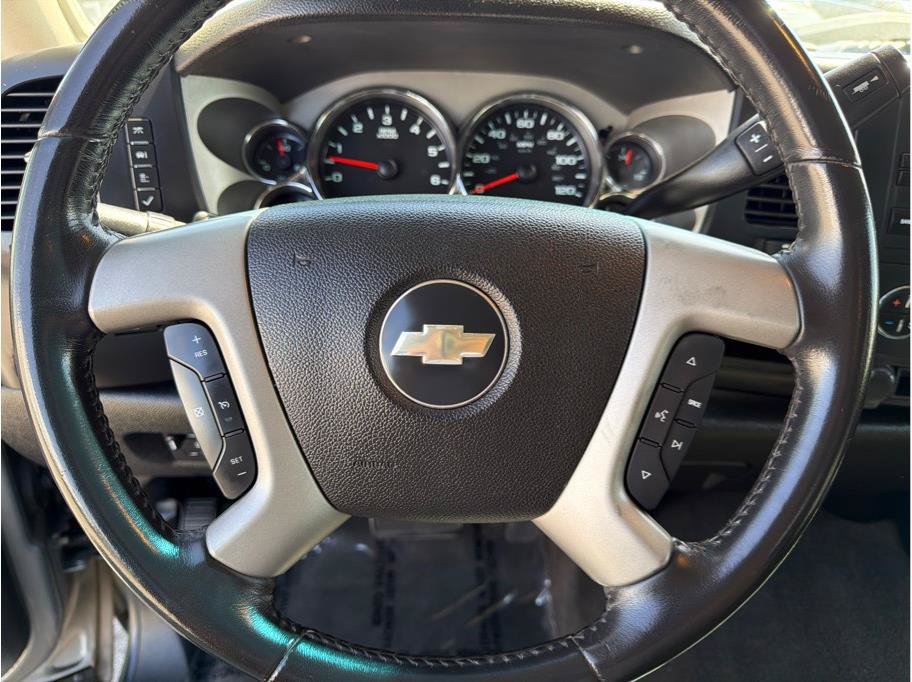 Used 2008 Chevrolet Silverado 2500 LT w/ 1LT Convenience Package RWD image 8