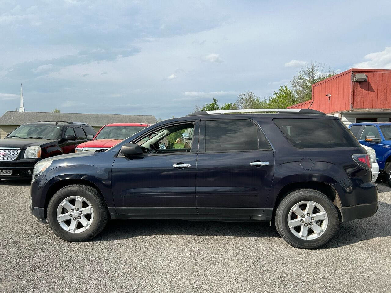 Used 2015 GMC Acadia SLE FWD image 3