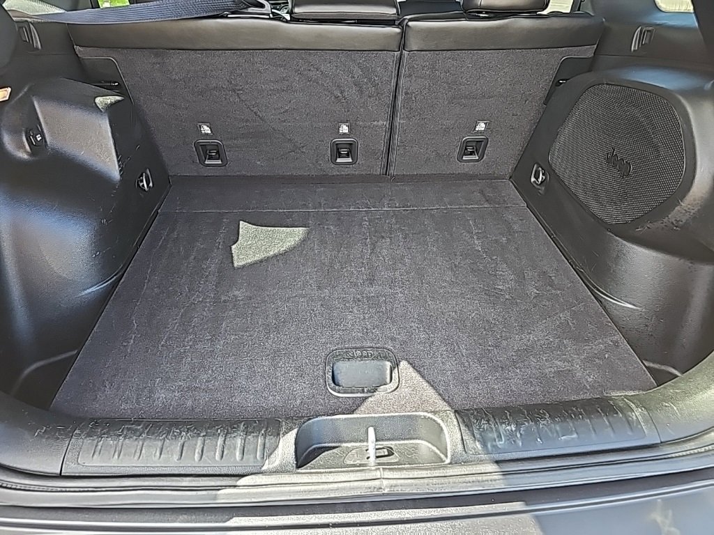 Certified 2022 Jeep Cherokee Trailhawk w/ Sound & Nav Group image 21