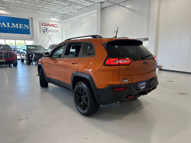 Used 2016 Jeep Cherokee Trailhawk w/ Leather Interior Group AWD/4WD image 7