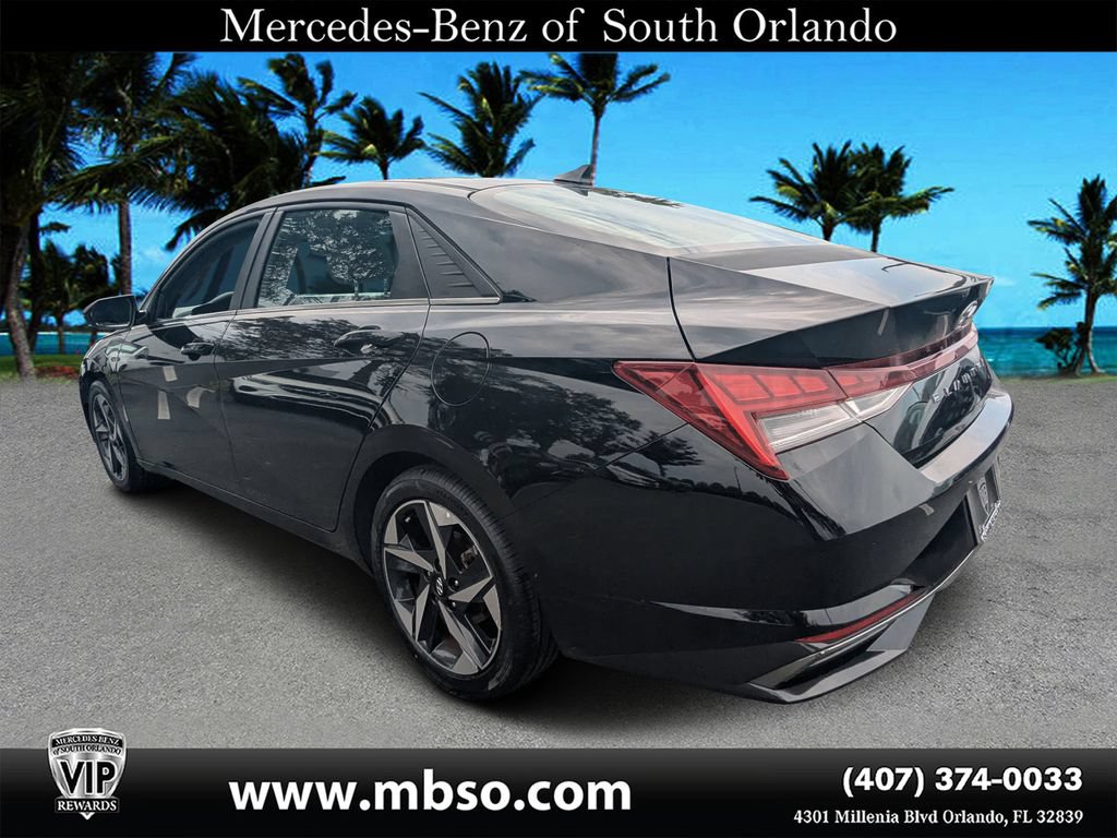Used 2021 Hyundai Elantra SEL w/ Convenience + Premium Package FWD image 18