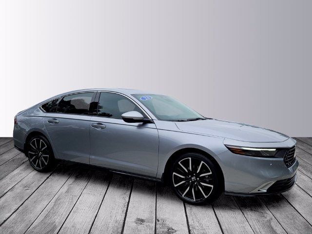 Certified 2023 Honda Accord Touring image 7