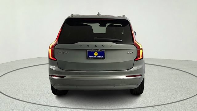 New 2026 Volvo XC90 B6 Plus w/ Protection Package Premier AWD/4WD image 6