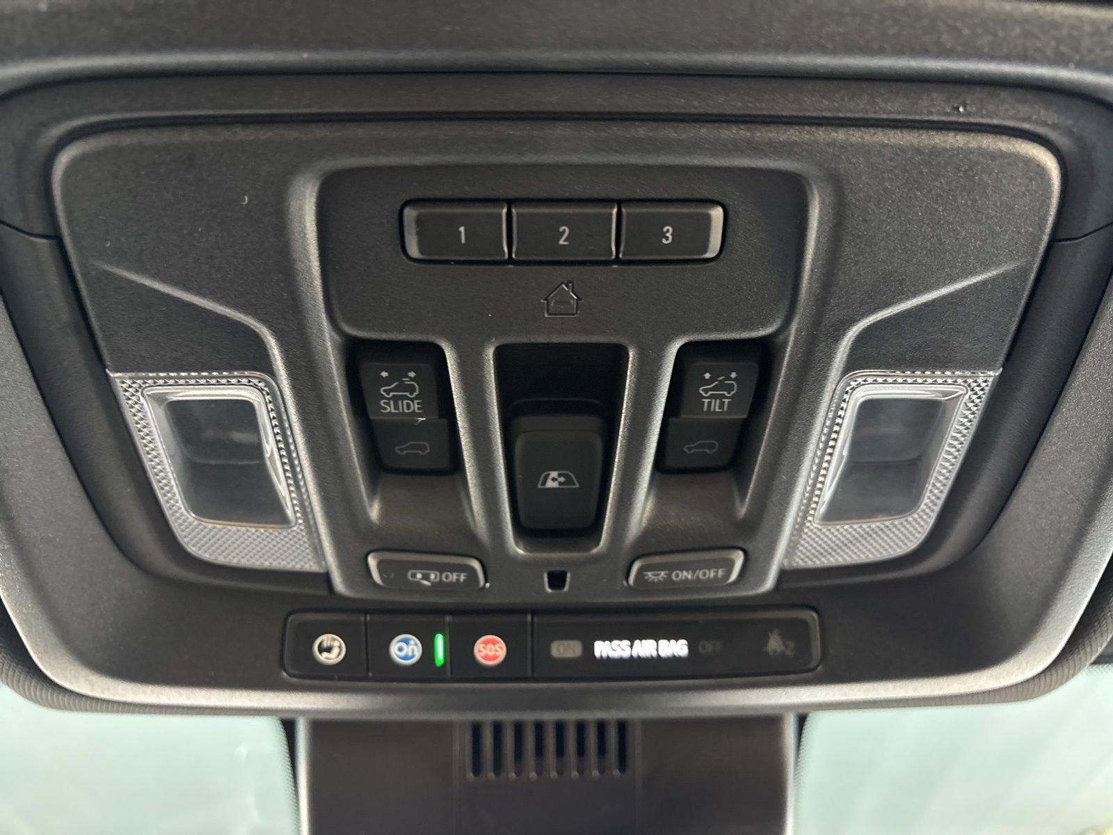 Used 2022 Chevrolet Silverado 1500 High Country w/ High Country Premium Package image 20