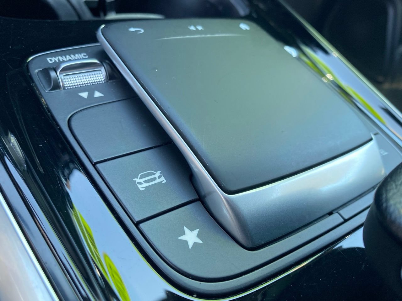 Used 2022 Mercedes-Benz GLB 250 image 19