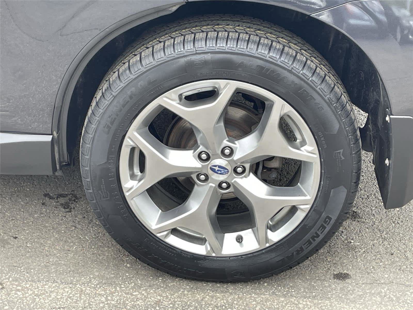 Used 2018 Subaru Forester 2.5i Touring AWD/4WD image 11